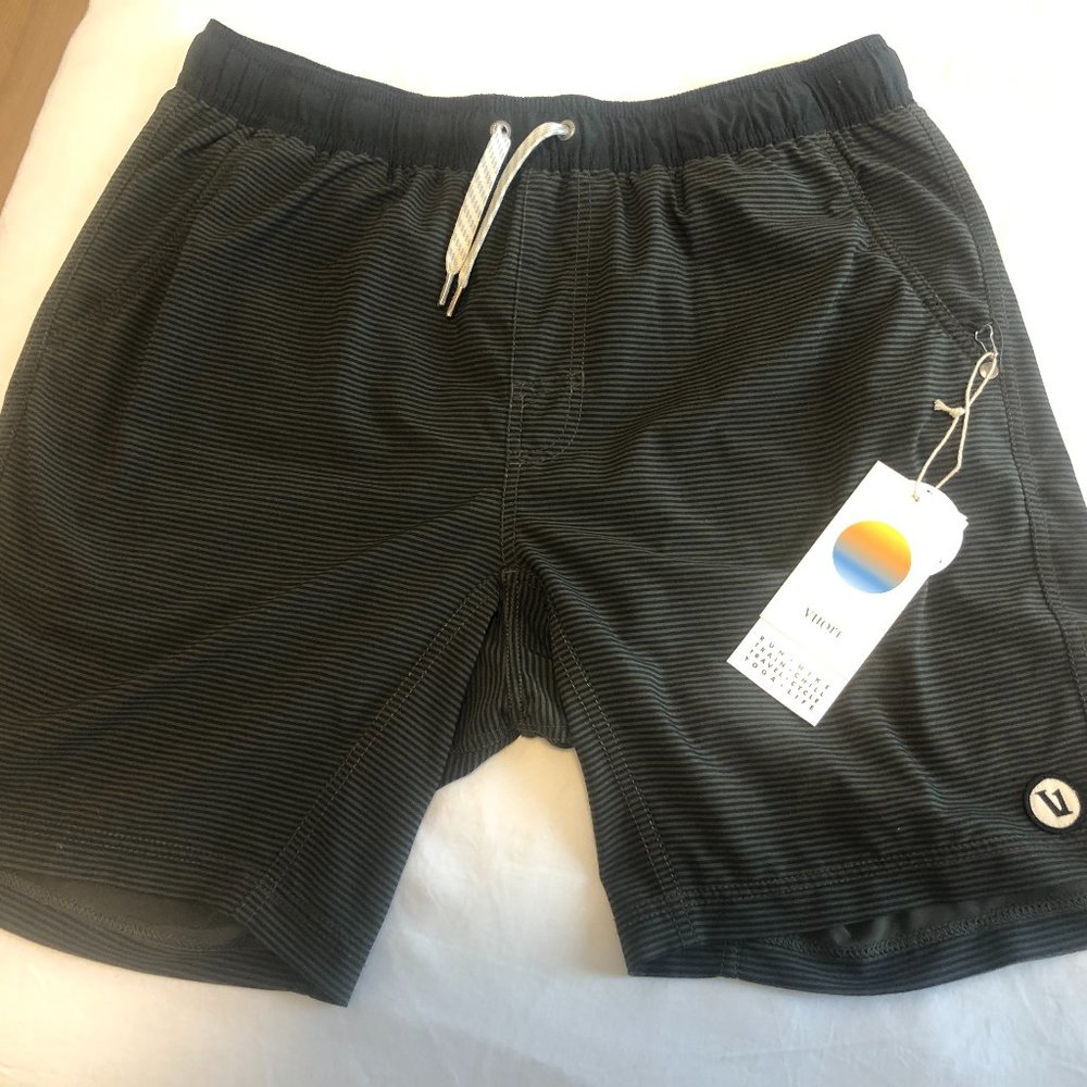 Vuori Mens Large Kore Shorts - BNWT